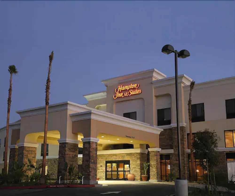 Hampton Inn & Suites Chino Hills Exterior foto